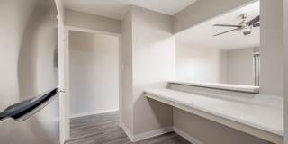 The Landmark Gallery 25