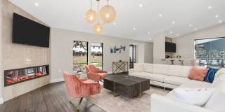 Aurella Cary Gallery 17