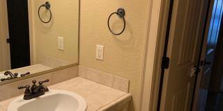 BEAUTIFUL HOME IN GREAT LOCATION! Gallery 11