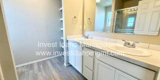 Spacious 4 Bed 2 Bath Home in Kuna Gallery 12