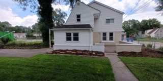 Spacious 3 bedroom 1 Bath in Warren! Gallery 1