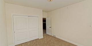 1727 Tower Street Gallery 10
