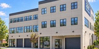 2000 Hylan Boulevard 2000 Hylan Boulevard Gallery 1