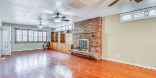 1701 ELM Street Gallery 30