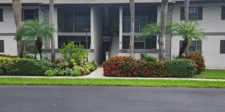 Oak Forrest 55 and older Condominium FOR RENT! ANNUAL-FIRST FLOOR Gallery 1