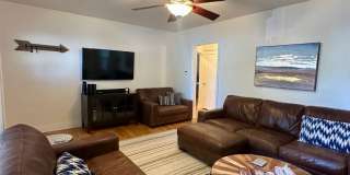 202 E Foster Ave Gallery 16