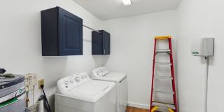 9605 North Edison Avenue Gallery 22