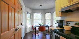 Stunning, Modern 2 Bed, 2 Bath with Office in Woodcroft! Gallery 6
