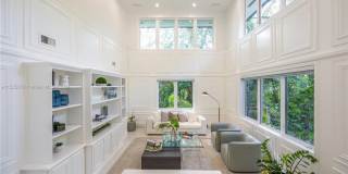 Amazing 2 Story House in Coral Gables Gallery 1