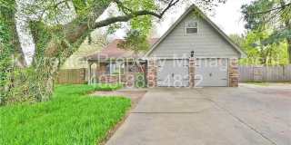 Charming 4BD/3BTH Home Near Lake Overholser – Prime Location & Spacious Backyard Gallery 1