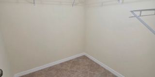 6135 Higgins Avenue Gallery 13