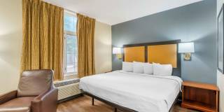 Chesapeake - Greenbrier Circle Gallery 22