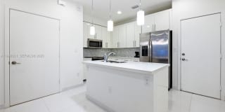 2641 Northeast 212th Terrace Gallery 2