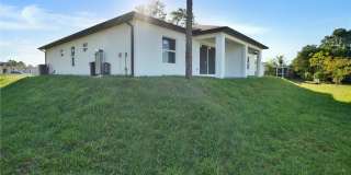 918 Eisenhower Boulevard Gallery 13