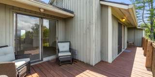 2-Bedroom, 2-Bathroom Condo with Stunning Downtown Views Gallery 28