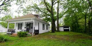 Single-Family Home in the Worley Street-Park Neighborhood Gallery 1
