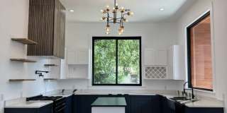 105 Forrest Gallery 4