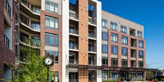 Avalon Great Neck Gallery 34