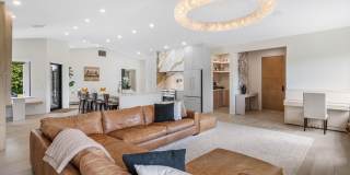 11173 Manatee Gallery 26
