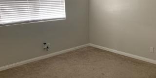 2812 Reynard Way Gallery 13