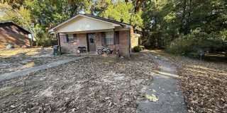 Northeast Pensacola - Harbour Square - 2 bedroom, 1 bathroom Gallery 1