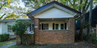 3 bedrooms and 1 bathroom PET FREINDLY Gallery 1