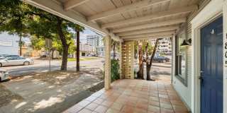 AVAILABLE AUGUST: Prime Location - 3 BR / 1 BA home located in Downtown and Walk to UT Gallery 6