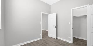 801 E Drexel Square Hyde Park Apartments Gallery 11