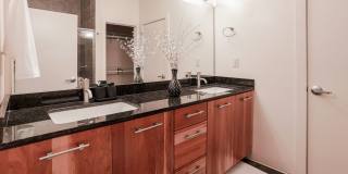 Fully Furnished Mid-Term 2-Level Condo | 1,549 Sq Ft | Private Parking | Shared Living Fully Furnished Mid-Term 2-Level Condo | 1,549 Sq Ft | Private Parking | Shared Living Gallery 31