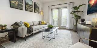 Accent Southrail Gallery 12