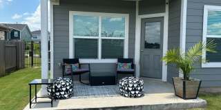 Room in 3 Bedroom Home at Spotted Leaf Way Gallery 1