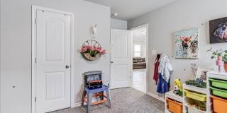 7630 Shadow Rider - 3/bedroom 2/bathroom - $1995/month Gallery 41