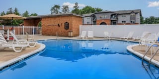 London Square Gallery 2