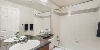 Creekside At Palmer Park Apartments Gallery 27