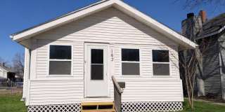 Affordable 2-Bedroom Home in East Moline Gallery 1