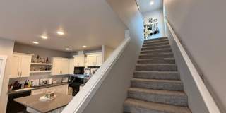 Air Conditioned 3 Bed 2.5 Bath Gallery 7