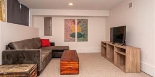 4 Kay Terrace Gallery 26