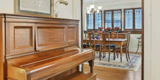 2737 North Hampden Court Gallery 4