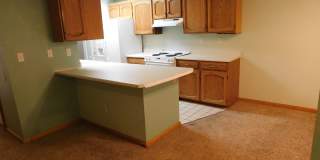 Redlands Escape - 2 Bedroom Condo with sunroom! Gallery 5