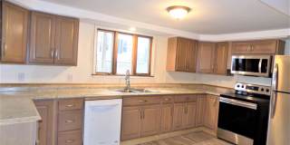 154 South Sumner Avenue Gallery 3