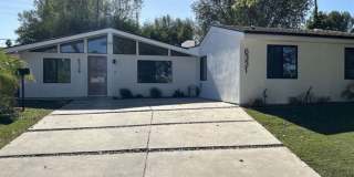 6329 Jumilla Ave Gallery 1