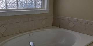 Wow! 3 bedroom 2 bathroom home in Newnan! Must See! Gallery 16
