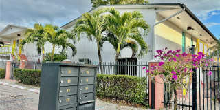 1548 SW 5th Pl Gallery 46