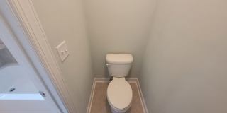 Stunning 4 Bedroom, 2.5 Bath Home Just 3 Blocks to Chesapeake Bay Gallery 43