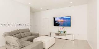 21475 SW 90th Pl Gallery 12