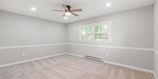 4 Bedroom Ranch w/ Fenced Yard Gallery 14