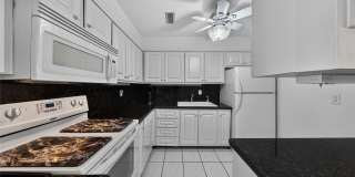 6253 Bay Club Drive Gallery 13