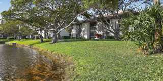 Advenir at Banyan Lake Gallery 18