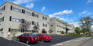 900 Mohawk Trail Apartments Gallery 1