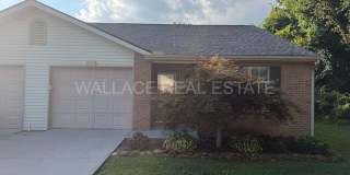 END UNIT 2 BEDROOM, 2 BATH CONDO IN POWELL IN BROCKTON PLACE!! Gallery 1